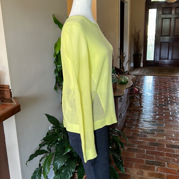 CAbi Split Back Mesh Knit Sleeve Crew Neck Lemon/Lime Sweater szS - Picture 8 of 14